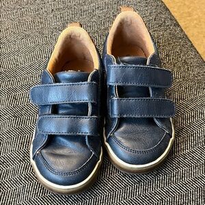 4/$12 Old Navy Navy Blue Kids Sneakers with Velcro